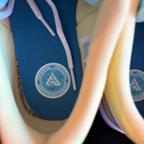 Nike Giannis Freak 5 - Air Zoom - Like New - 6.5Y/39EU/8 women’s/6.5 men’s - Picture 8 of 15